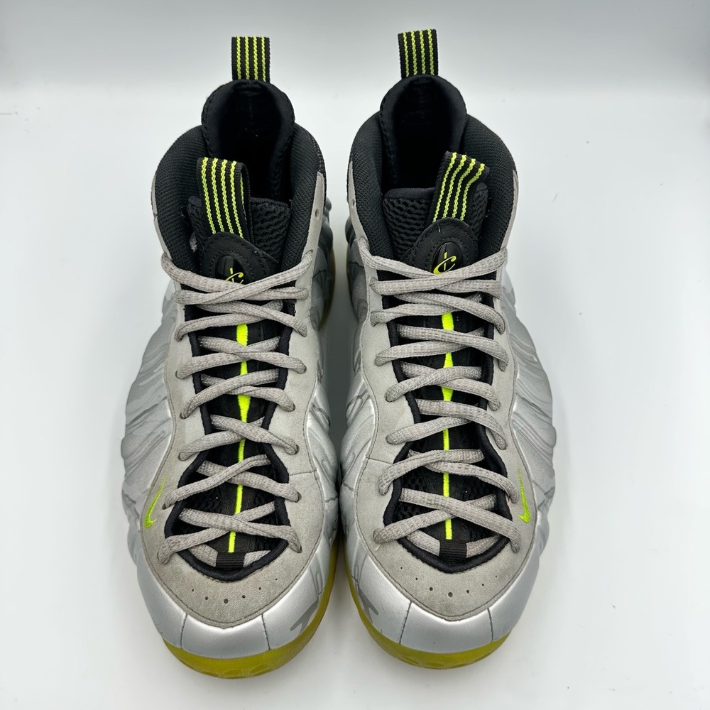 Nike Air Foamposite One PRM 575420-004 Men’s 10.5‎ Pre-Owned Silver Volt Camo